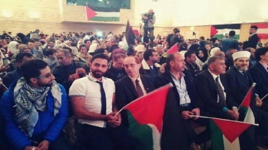 الجالية الفلسطينية بالنمسا: الرئيس يخوض معركة الدفاع عن المشروع الوطني