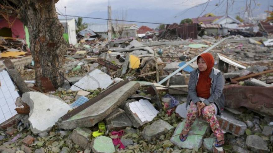 1763 قتيلا بزلزال إندونيسيا و5 آلاف شخص بعداد المفقودين