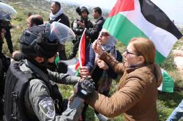 الاحتلال يواصل انتهاكاته: إصابات واعتقالات واقتحامات وعربدة للمستوطنين