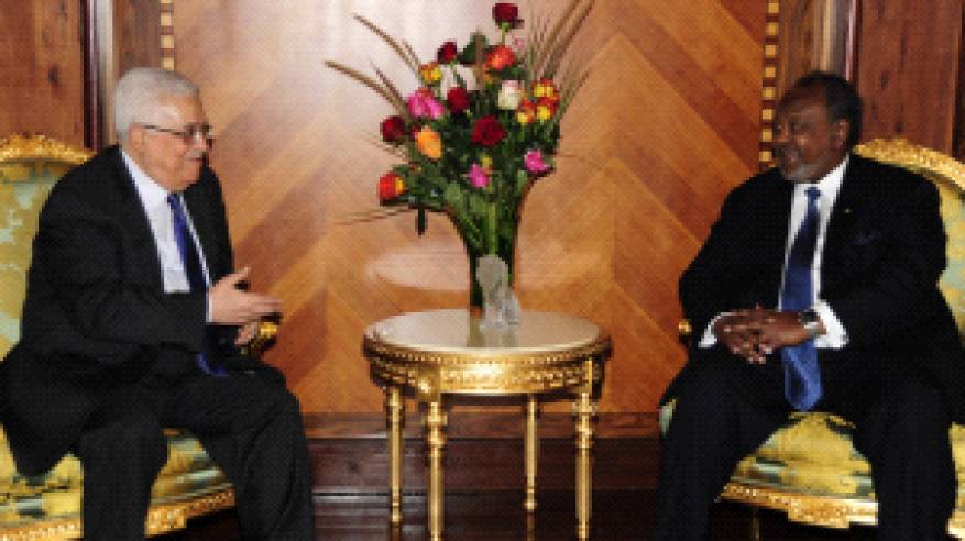 الرئيس يهنئ نظيره الجيبوتي بعيد الاستقلال