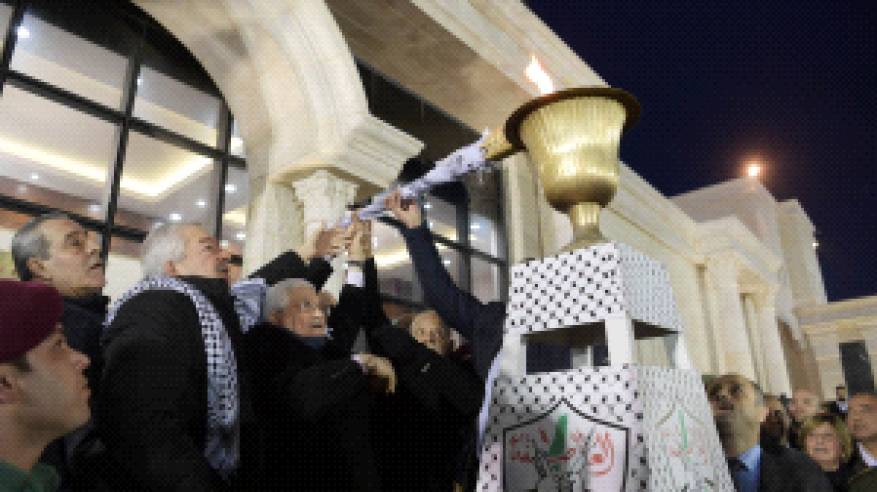 الرئيس خلال إيقاد شعلة الانطلاقة: القدس ليست للبيع وستبقى العاصمة الأبدية لدولة فلسطين