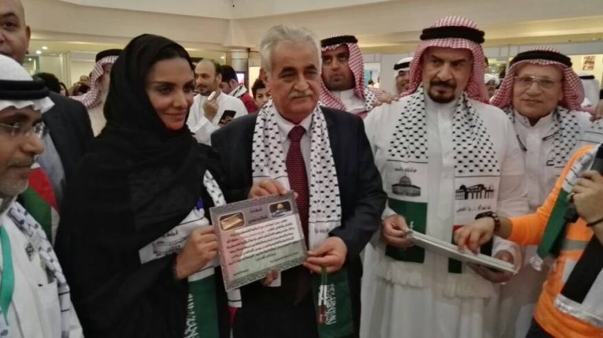 الجالية الفلسطينية في السعودية تجدد الدعم والولاء للرئيس