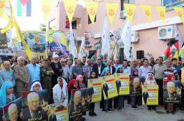 مسيرات دعم وتأييد للرئيس محمود عباس في مخيمات لبنان