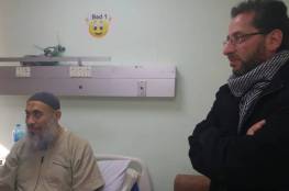 وفد من اللجان الشعبية في مخيمات الشمال يزور الشيخ الاسطل في مستشفى نابلس