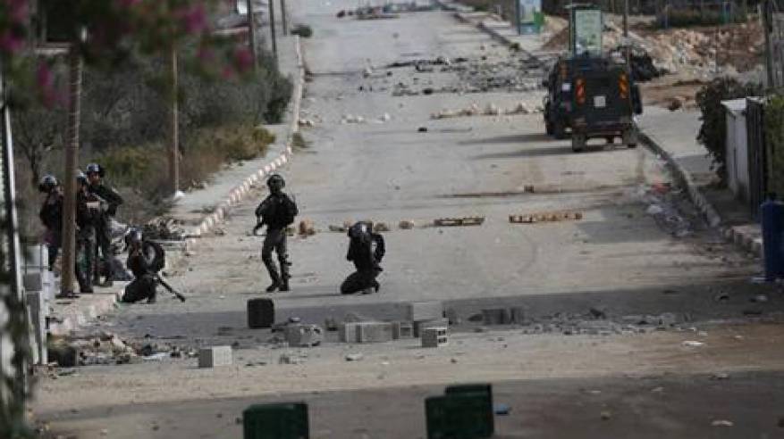 تواصل انتهاكات الاحتلال: اعتقال صيادين واستدعاء شاب وتجمعات استفزازية للمستوطنين في القدس المحتلة