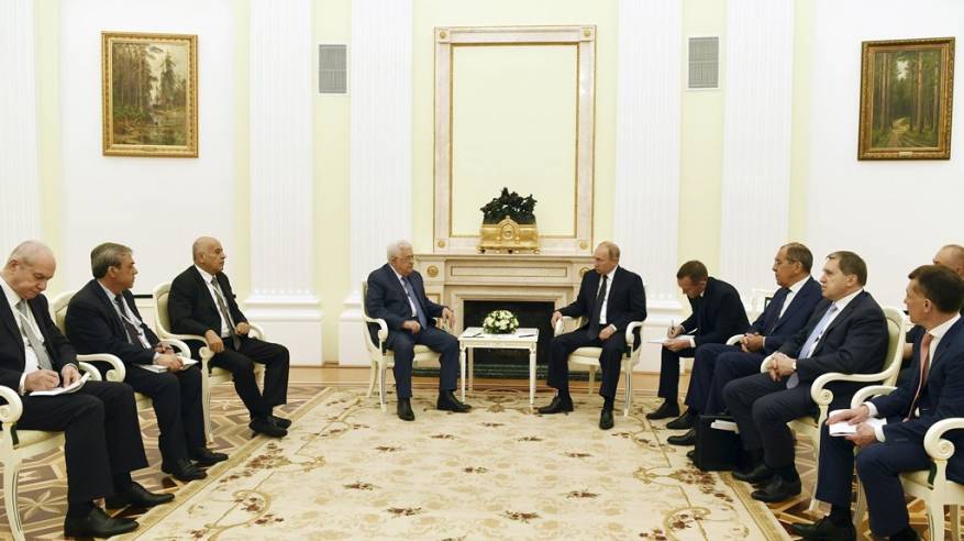 الرئيس يجتمع مع نظيره الروسي