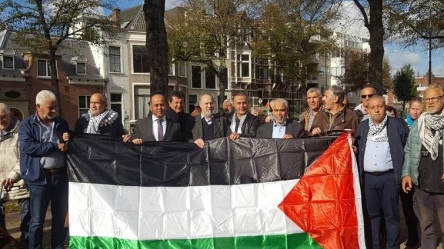 الجالية الفلسطينية في هولندا تؤكد دعمها الكامل للرئيس