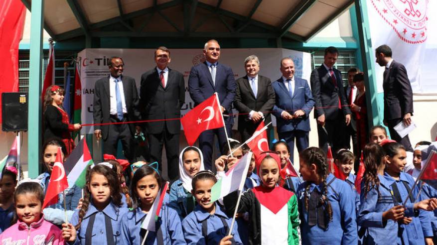 الحكومة التركية تدعم برنامج التعليم بالأونروا في الأردن من خلال الوكالة التركية للتعاون والتنسيق