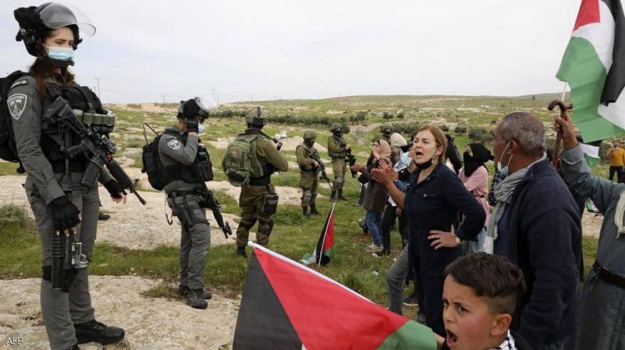 الاحتلال يواصل انتهاكاته: استشهاد شاب واصابة العشرات بمواجهات جنوب نابلس وقصف غزة