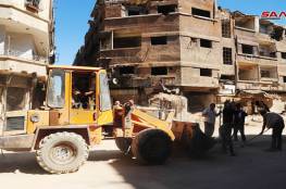 دمشق: انجاز أعمال إزالة الركام والردم من شوارع مخيم اليرموك