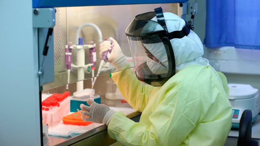 الصحة: تسجيل 306 اصابات جديدة بفيروس كورونا خلال الـ24 ساعة الماضية و23 حالة في غرف العناية المكثفة
