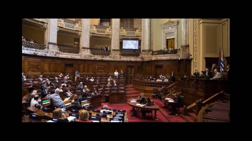 برلمان أوروغواي يتضامن مع فلسطين