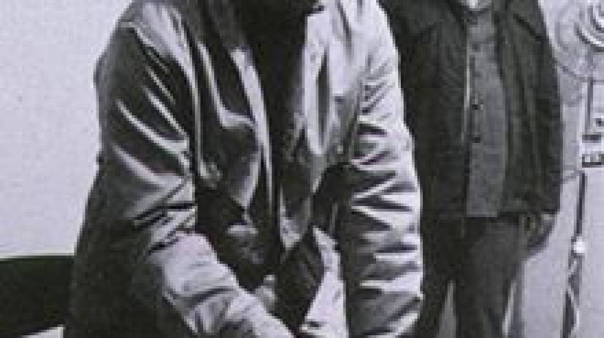 الشهيد خليل الوزير (أبو جهاد) صاحب المبادئ الثورية والمهمات الصعبة  وأحد مؤسسي حركة فتح