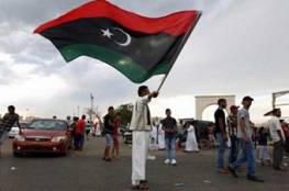 مقتل سبعة في انفجار سيارة ملغومة بشرق ليبيا مع تكثيف الدولة الإسلامية هجومها