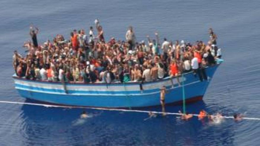 مقتل 40 مهاجرا وإنقاذ 300 قبالة ليبيا